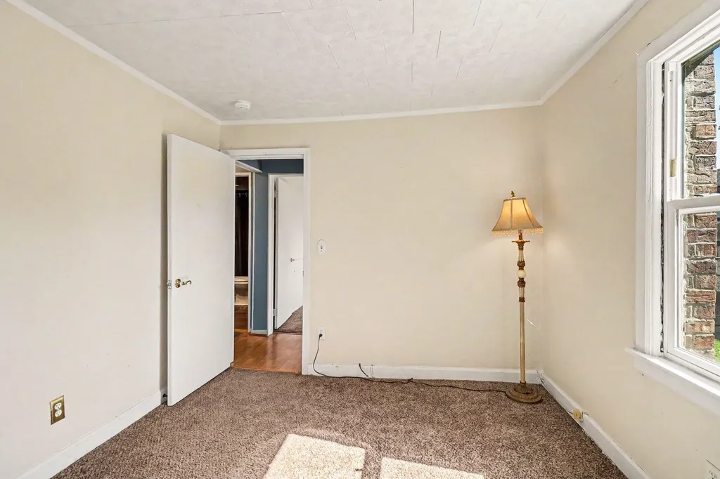 33700 Beechwood Street Westland City MI 48185