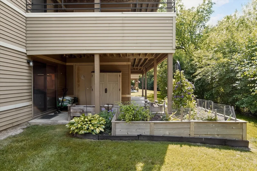 350 Briarcrest Drive Ann Arbor City MI 48104
