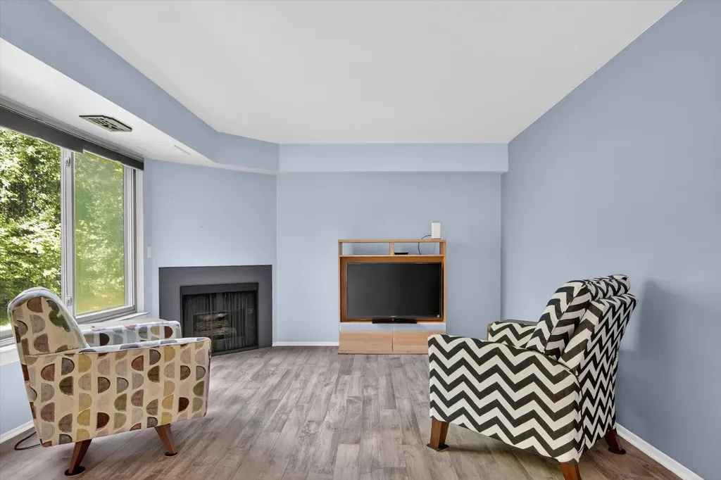 350 Briarcrest Drive Ann Arbor City MI 48104