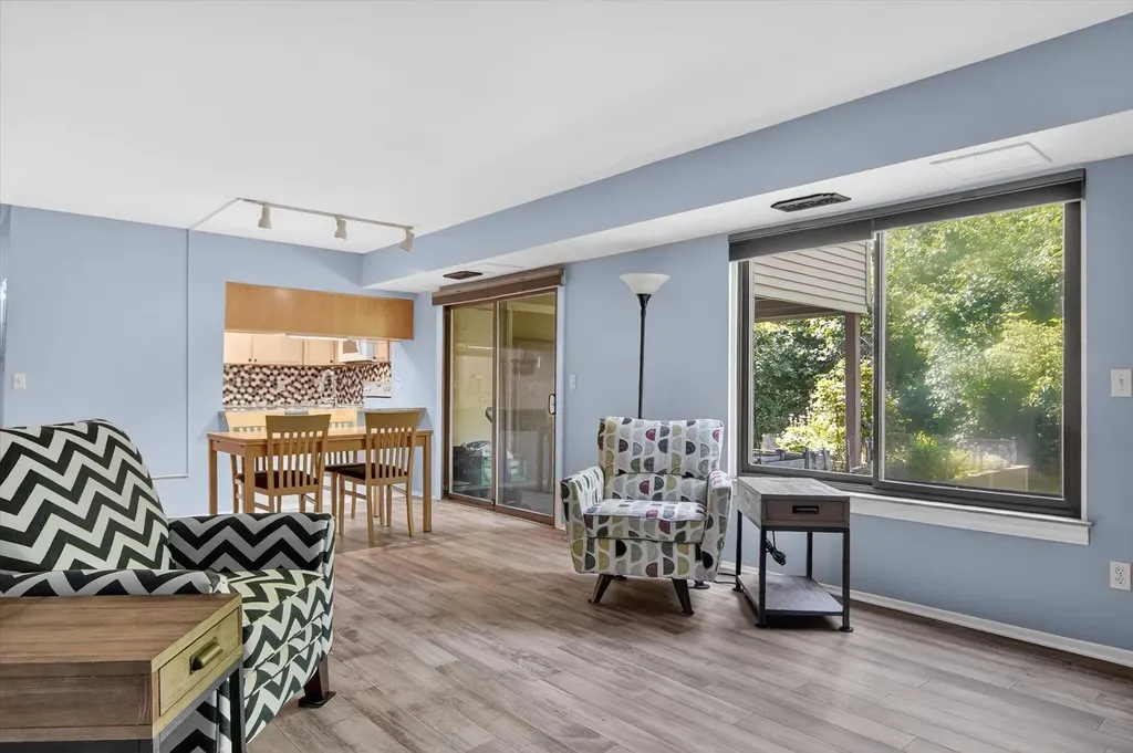 350 Briarcrest Drive Ann Arbor City MI 48104