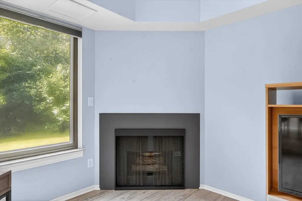 350 Briarcrest Drive Ann Arbor City MI 48104