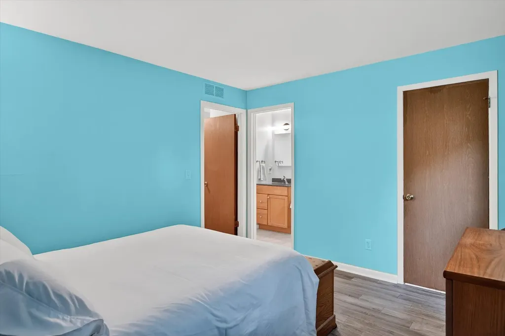 350 Briarcrest Drive Ann Arbor City MI 48104