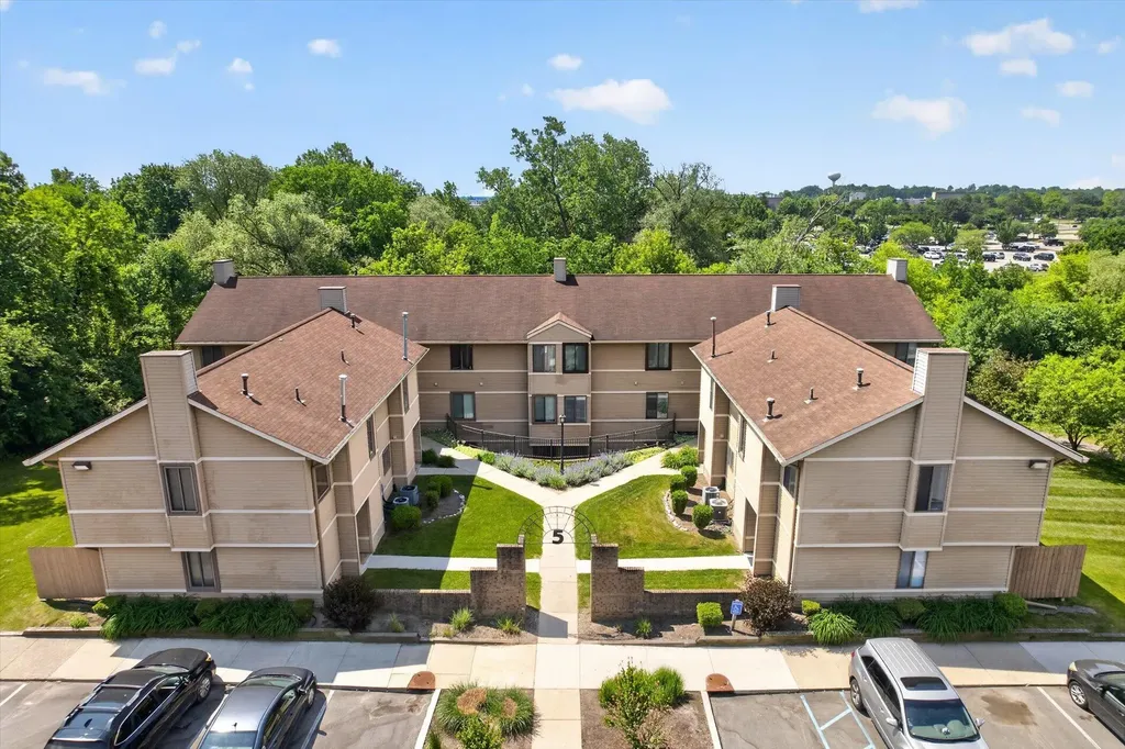 350 Briarcrest Drive Ann Arbor City MI 48104