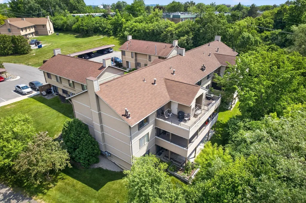 350 Briarcrest Drive Ann Arbor City MI 48104
