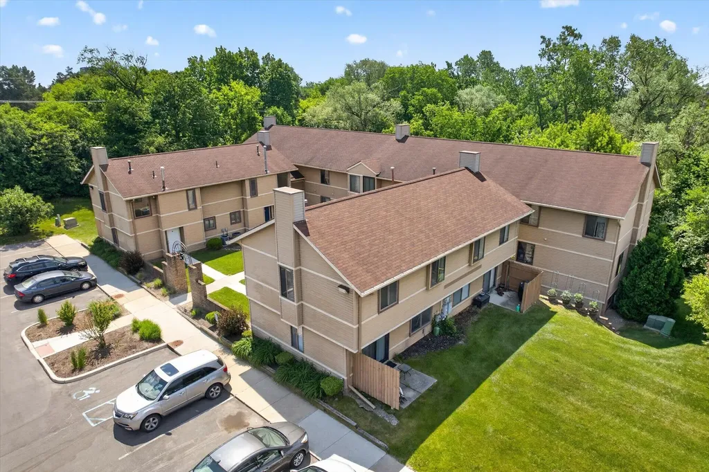 350 Briarcrest Drive Ann Arbor City MI 48104
