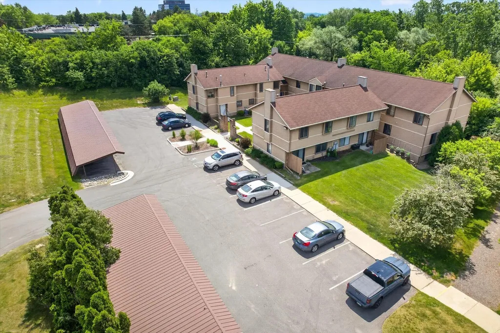 350 Briarcrest Drive Ann Arbor City MI 48104