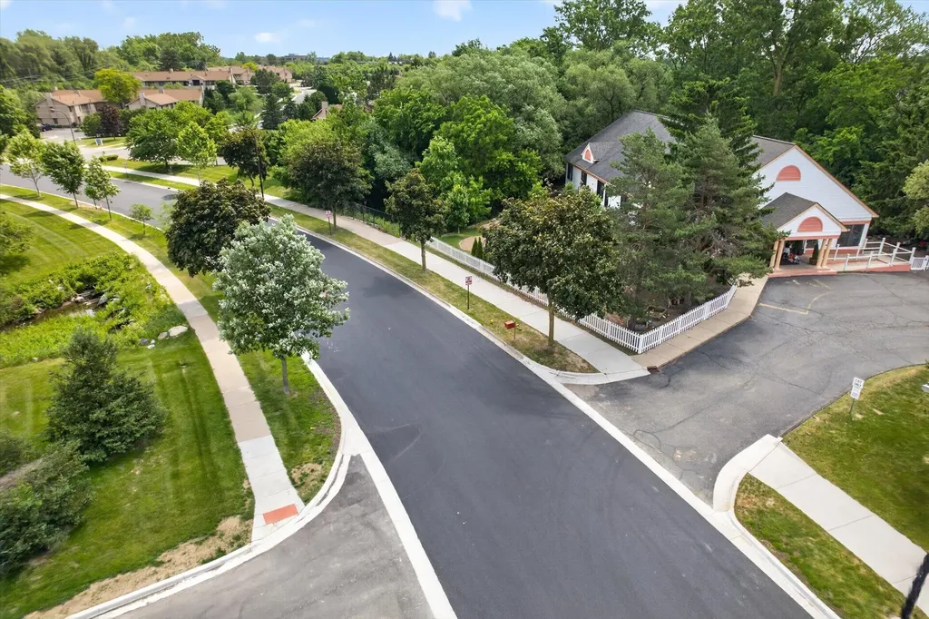 350 Briarcrest Drive Ann Arbor City MI 48104
