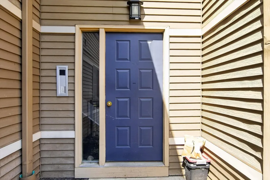 350 Briarcrest Drive Ann Arbor City MI 48104