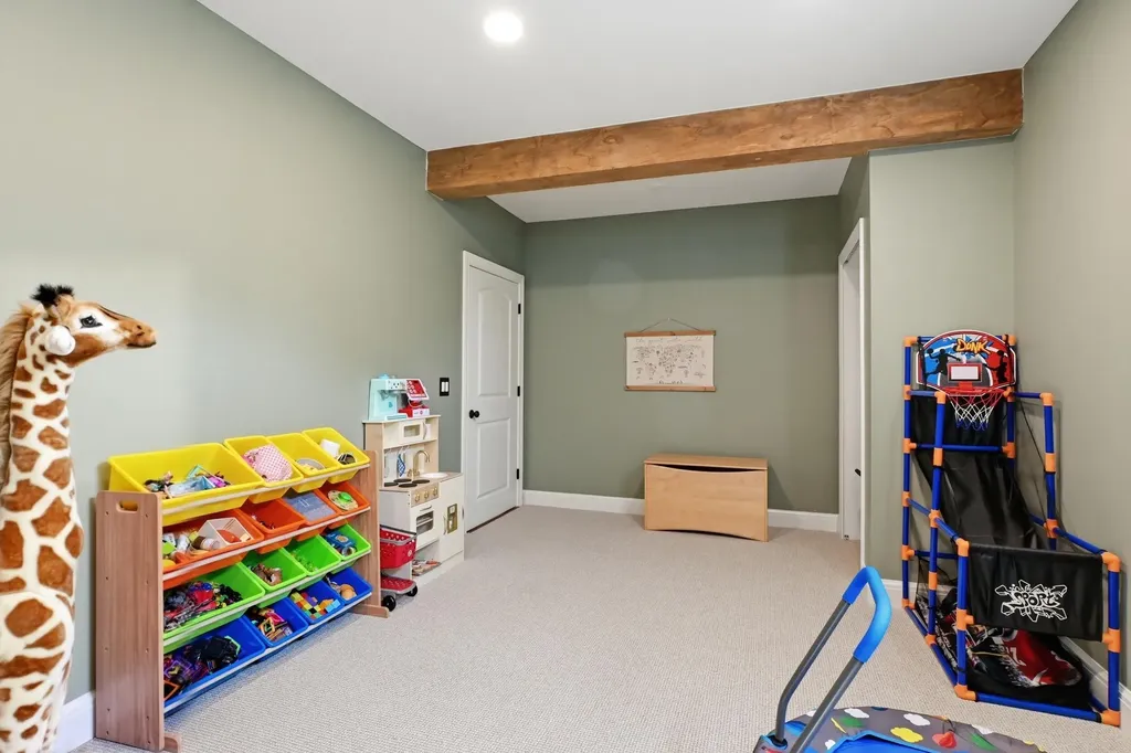 2707 Morel Drive Highland Charter Township MI 48356