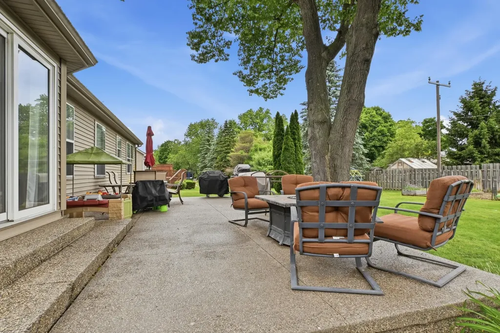 2707 Morel Drive Highland Charter Township MI 48356