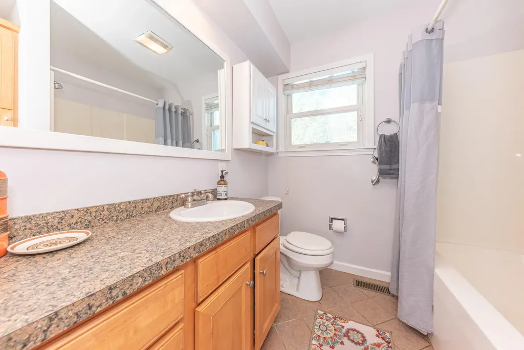 622 Rosemont Avenue Saline City MI 48176