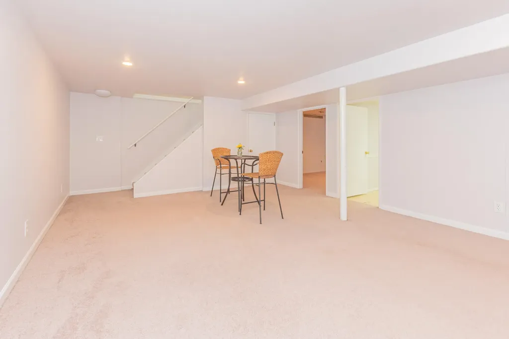 622 Rosemont Avenue Saline City MI 48176