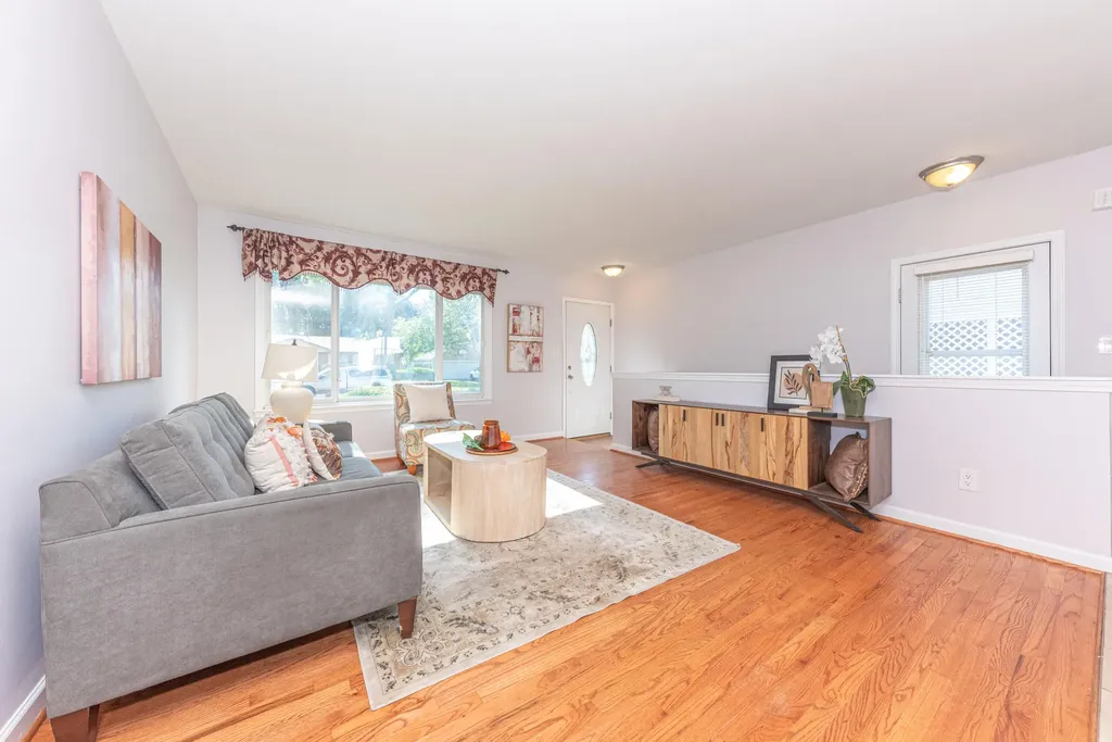 622 Rosemont Avenue Saline City MI 48176