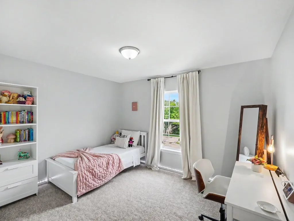 174 Burwyck Park Drive Saline City MI 48176