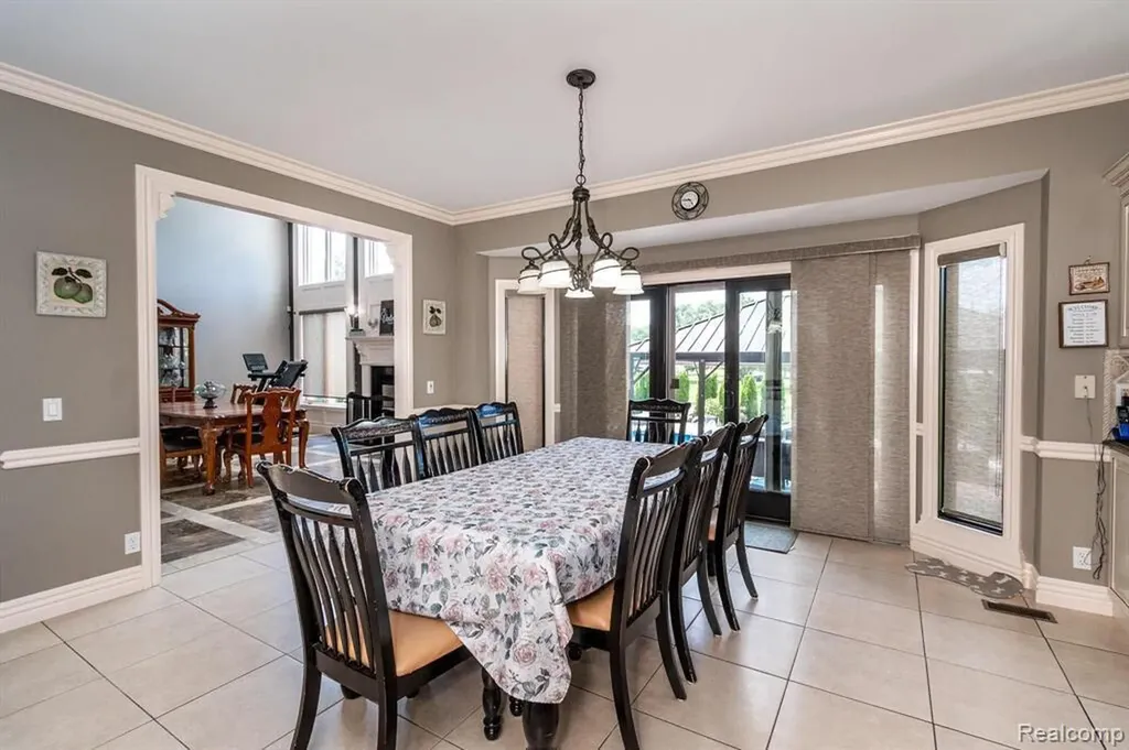 57629 Stonebriar Drive Washington Township MI 48094