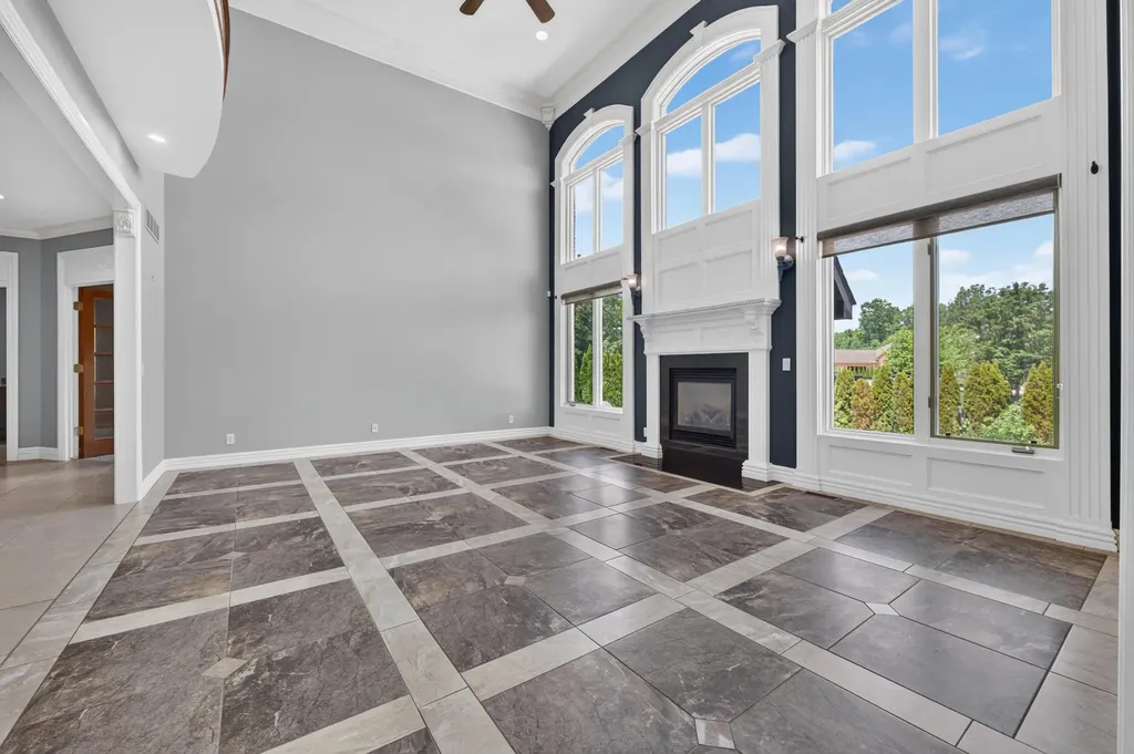 57629 Stonebriar Drive Washington Township MI 48094