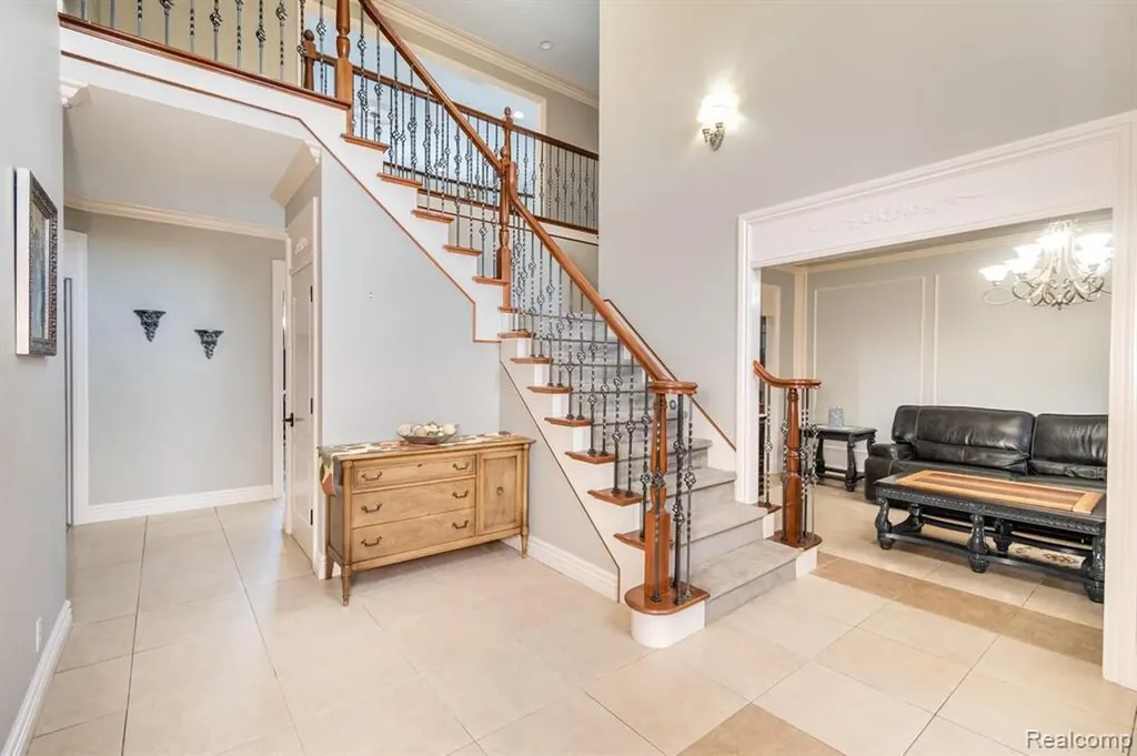 57629 Stonebriar Drive Washington Township MI 48094