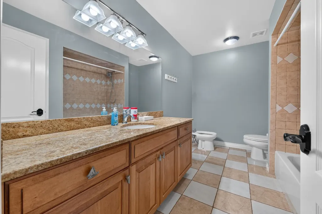 57629 Stonebriar Drive Washington Township MI 48094