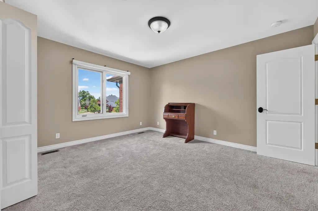 57629 Stonebriar Drive Washington Township MI 48094