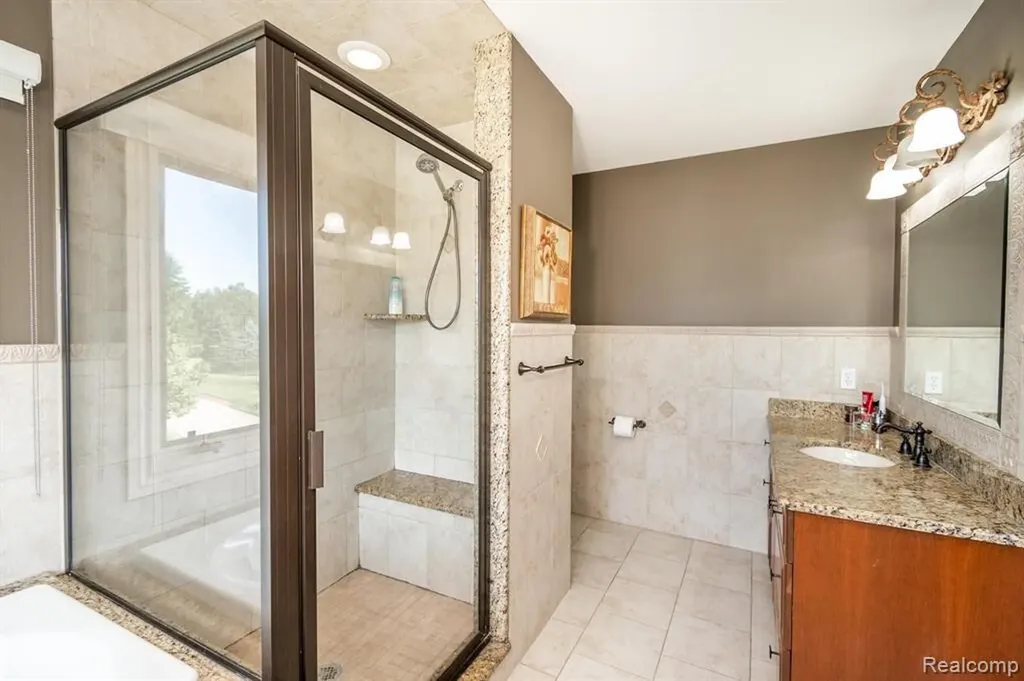 57629 Stonebriar Drive Washington Township MI 48094