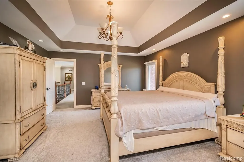 57629 Stonebriar Drive Washington Township MI 48094