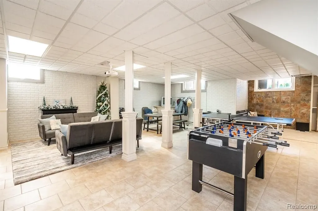 57629 Stonebriar Drive Washington Township MI 48094