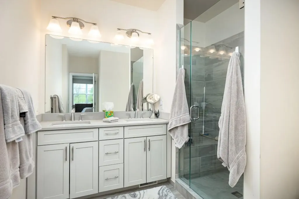 3031 N Spurway Drive Ann Arbor City MI 48105