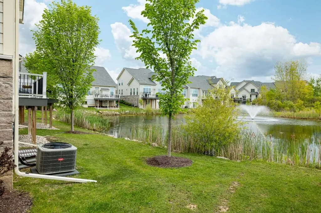 3031 N Spurway Drive Ann Arbor City MI 48105