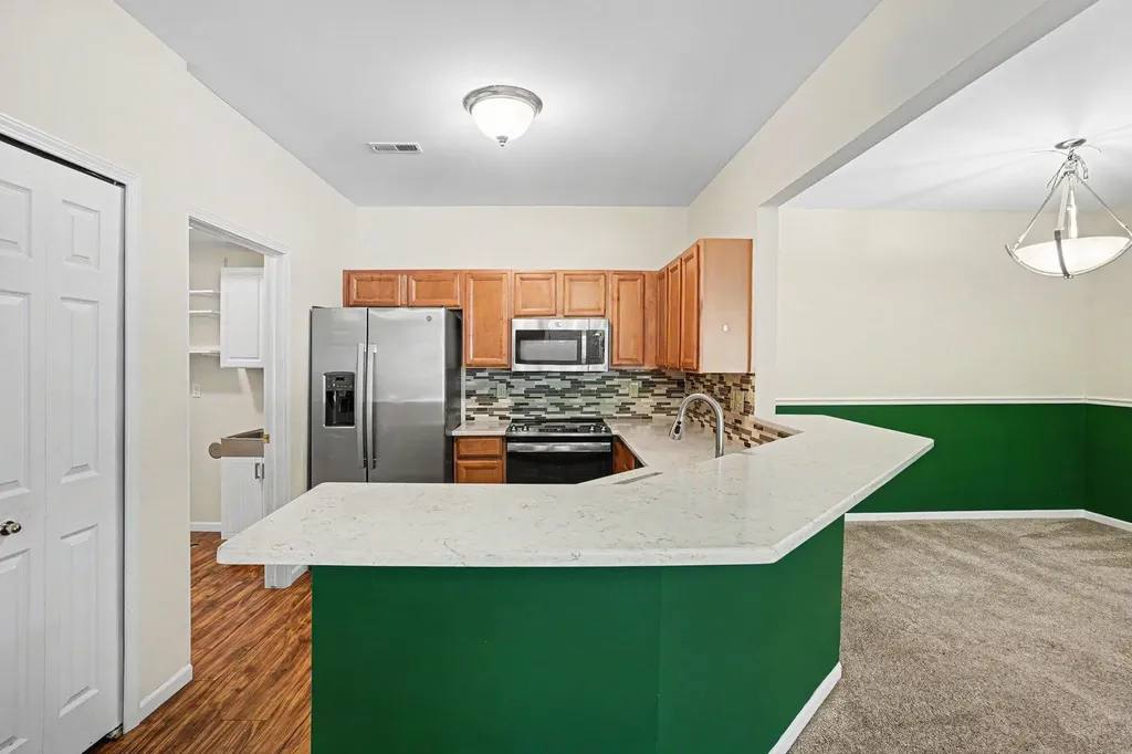 11107 Farmingdale Lane Commerce Charter Township MI 48390