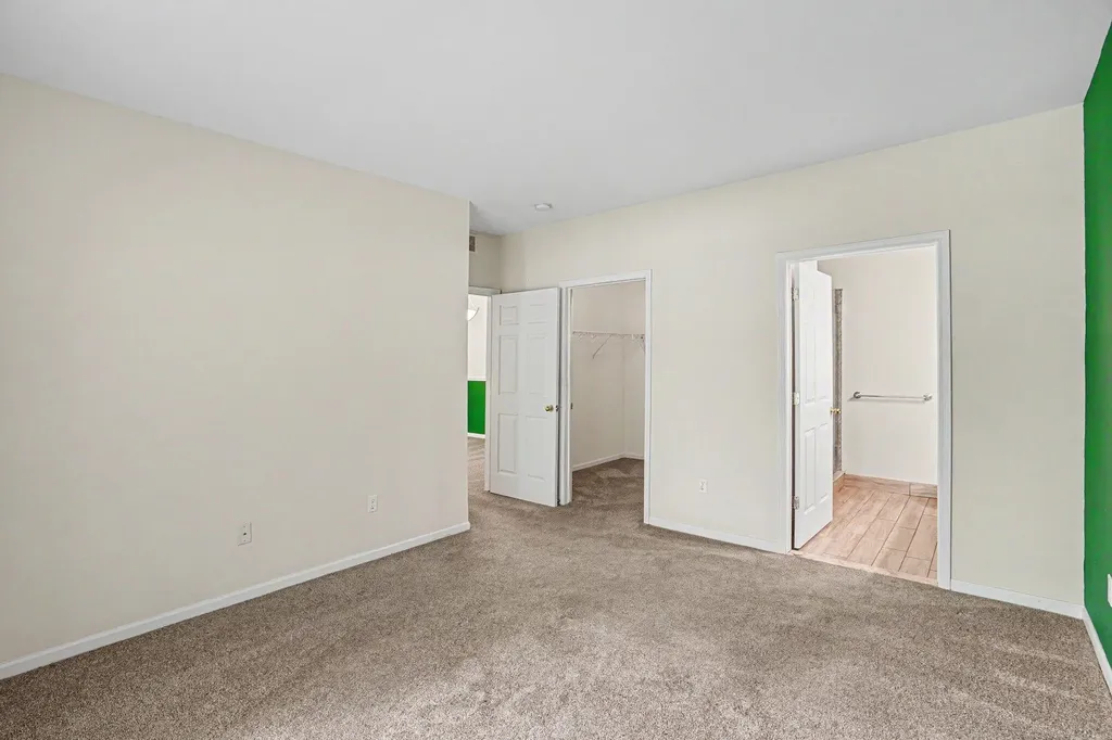 11107 Farmingdale Lane Commerce Charter Township MI 48390