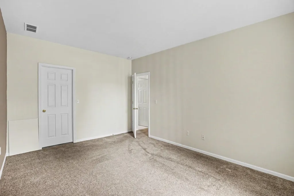 11107 Farmingdale Lane Commerce Charter Township MI 48390