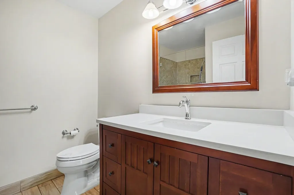 11107 Farmingdale Lane Commerce Charter Township MI 48390