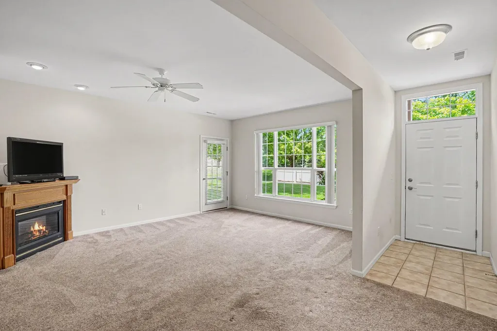 11107 Farmingdale Lane Commerce Charter Township MI 48390