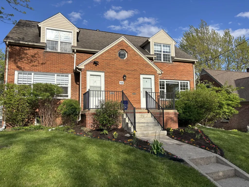 908 Spring Street Ann Arbor City MI 48103