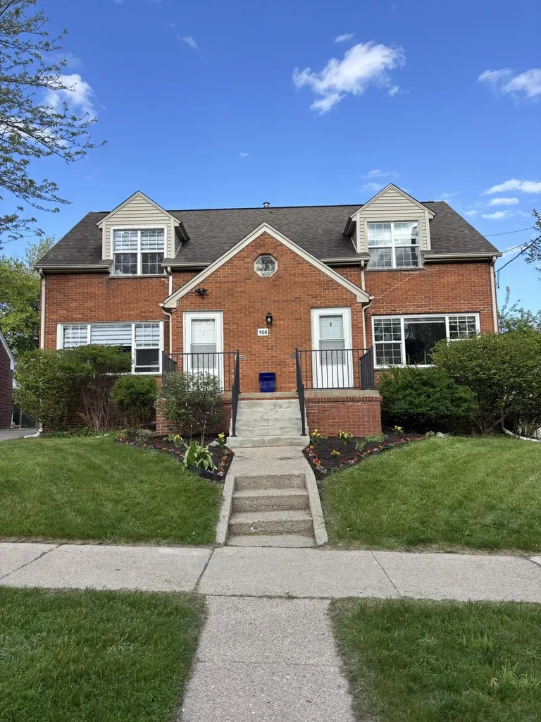 908 Spring Street Ann Arbor City MI 48103