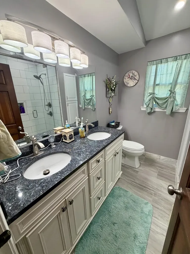 7114 Copper Creek Drive Ypsilanti Charter Township MI 48197