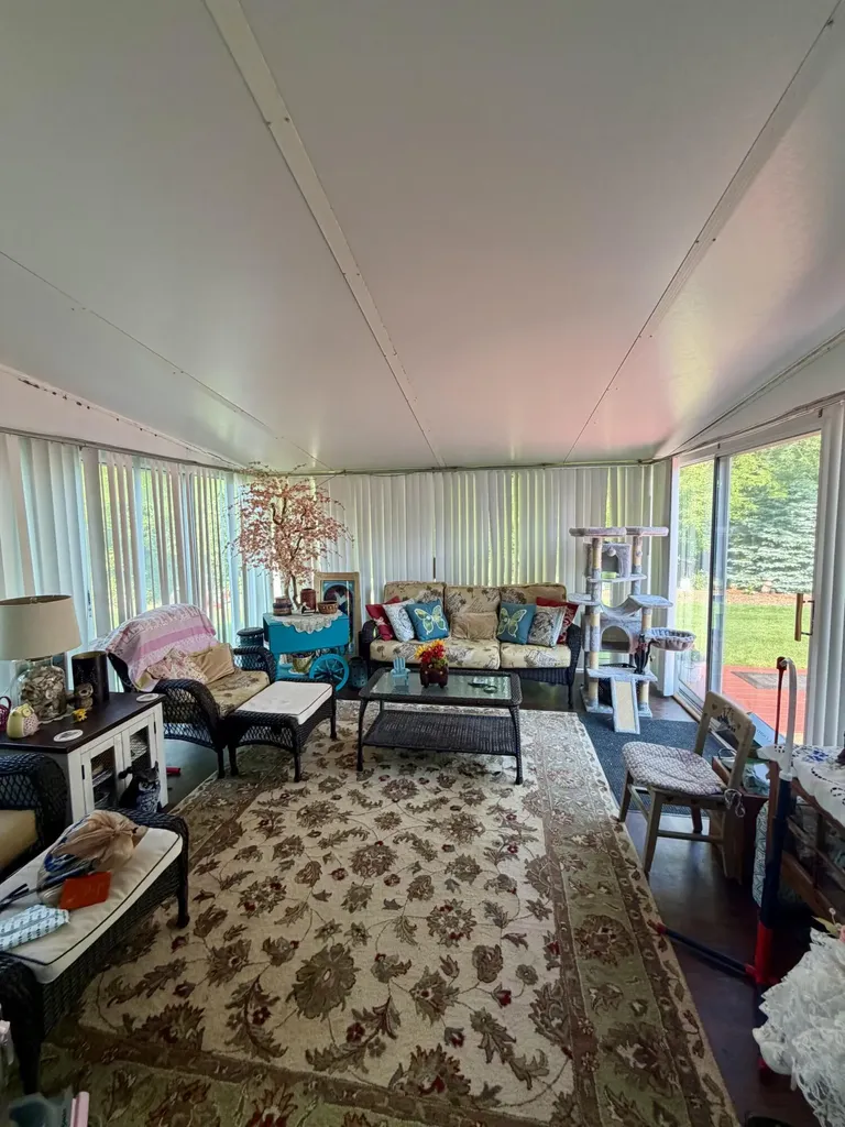 7114 Copper Creek Drive Ypsilanti Charter Township MI 48197