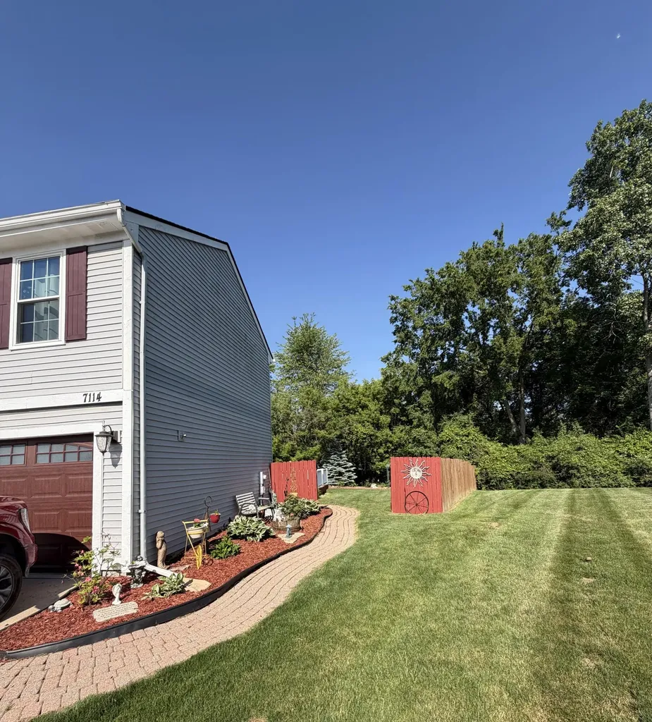 7114 Copper Creek Drive Ypsilanti Charter Township MI 48197