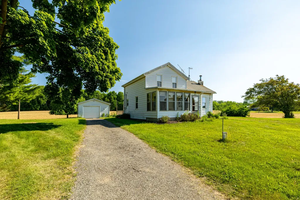 2851 N Dancer Road Lima Township MI 48130