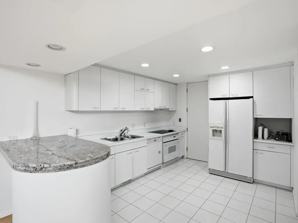 4708 Buckby Cross Bloomfield Charter Township MI 48302