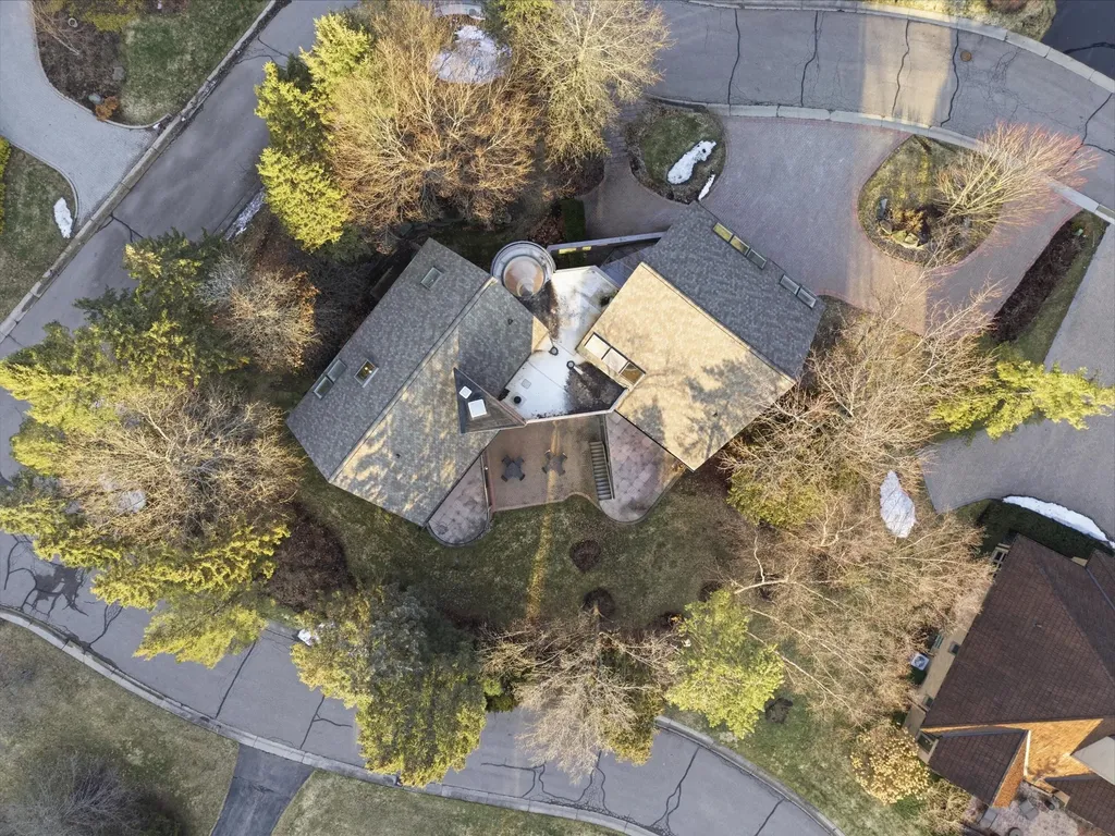 4708 Buckby Cross Bloomfield Charter Township MI 48302