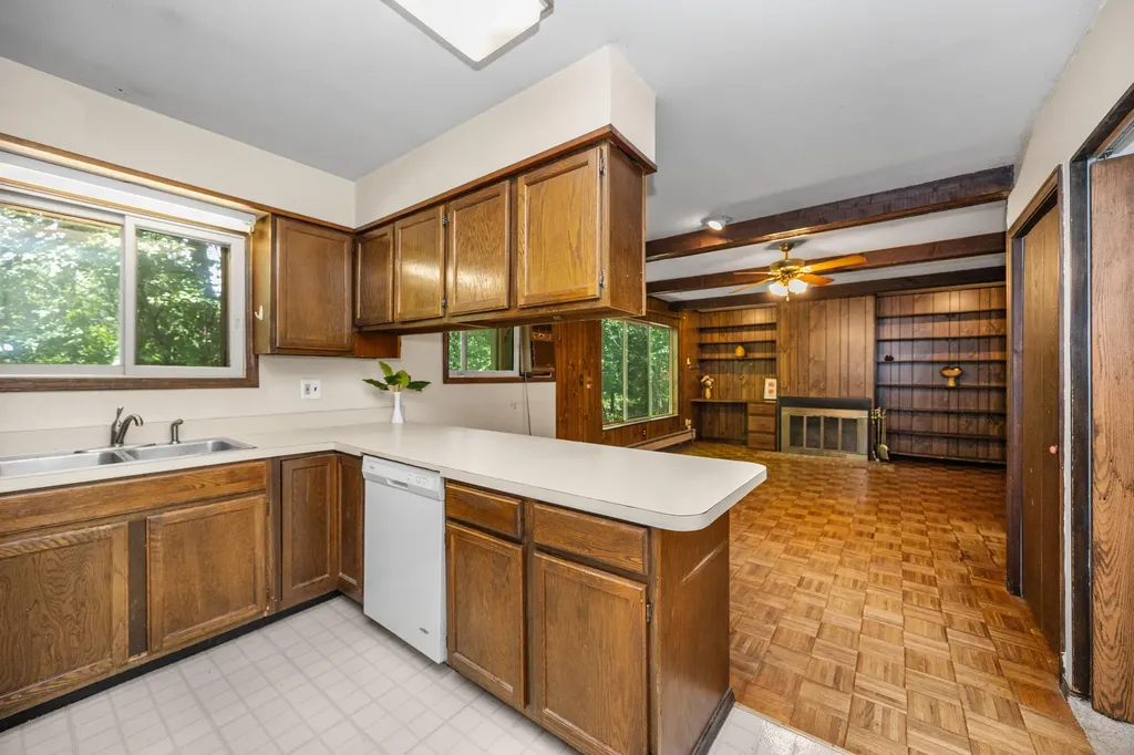 2545 Powell Avenue Ann Arbor City MI 48104