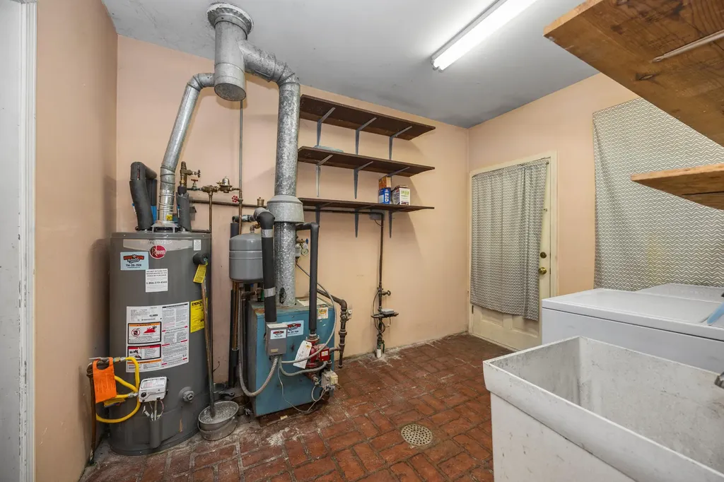 2545 Powell Avenue Ann Arbor City MI 48104