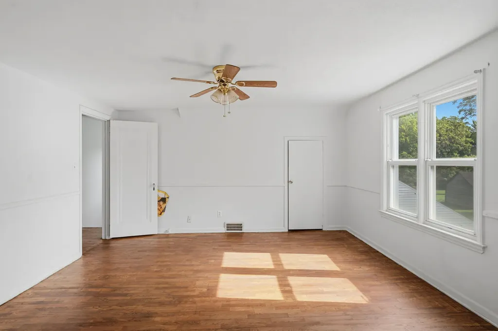 1158 W Reid Road Flint Charter Township MI 48507