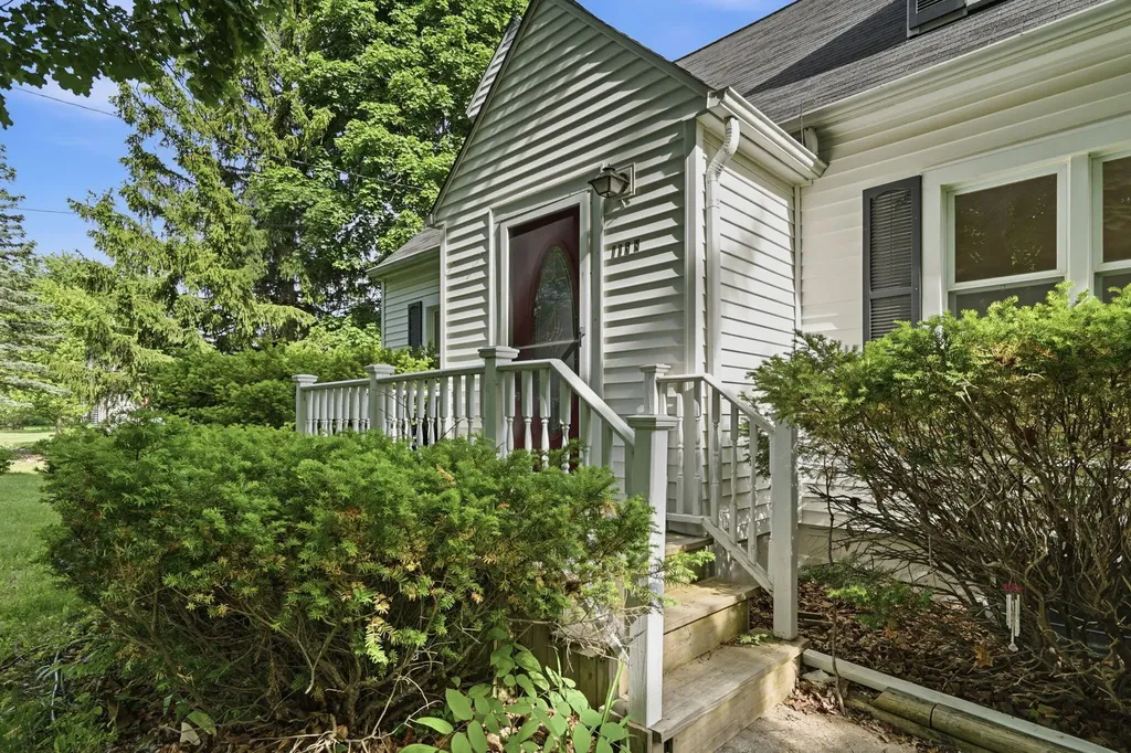 1158 W Reid Road Flint Charter Township MI 48507