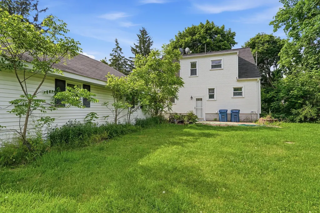 1158 W Reid Road Flint Charter Township MI 48507