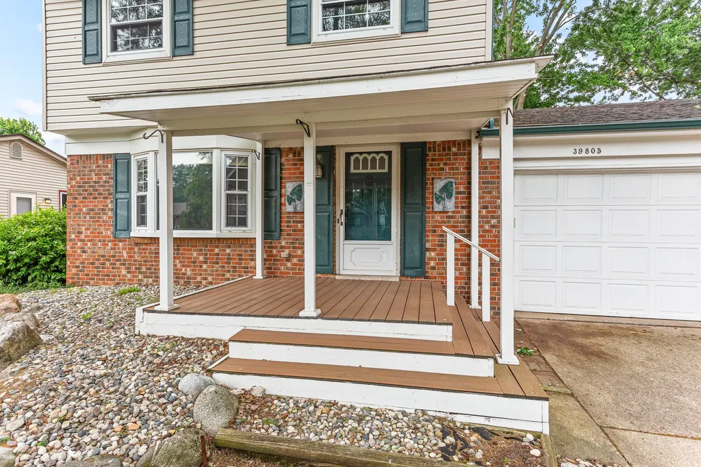 39805 Coronation Road Canton Charter Township MI 48188