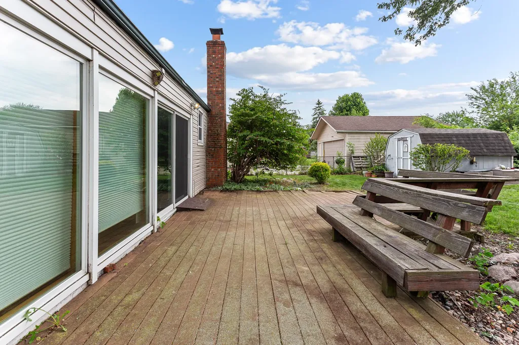 39805 Coronation Road Canton Charter Township MI 48188