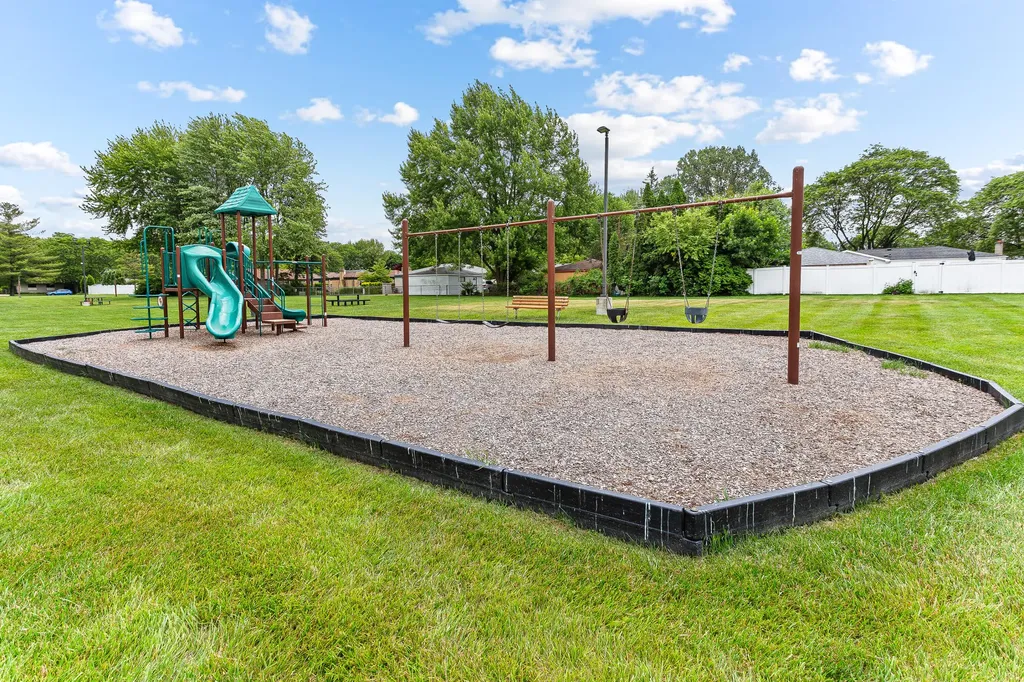 39805 Coronation Road Canton Charter Township MI 48188