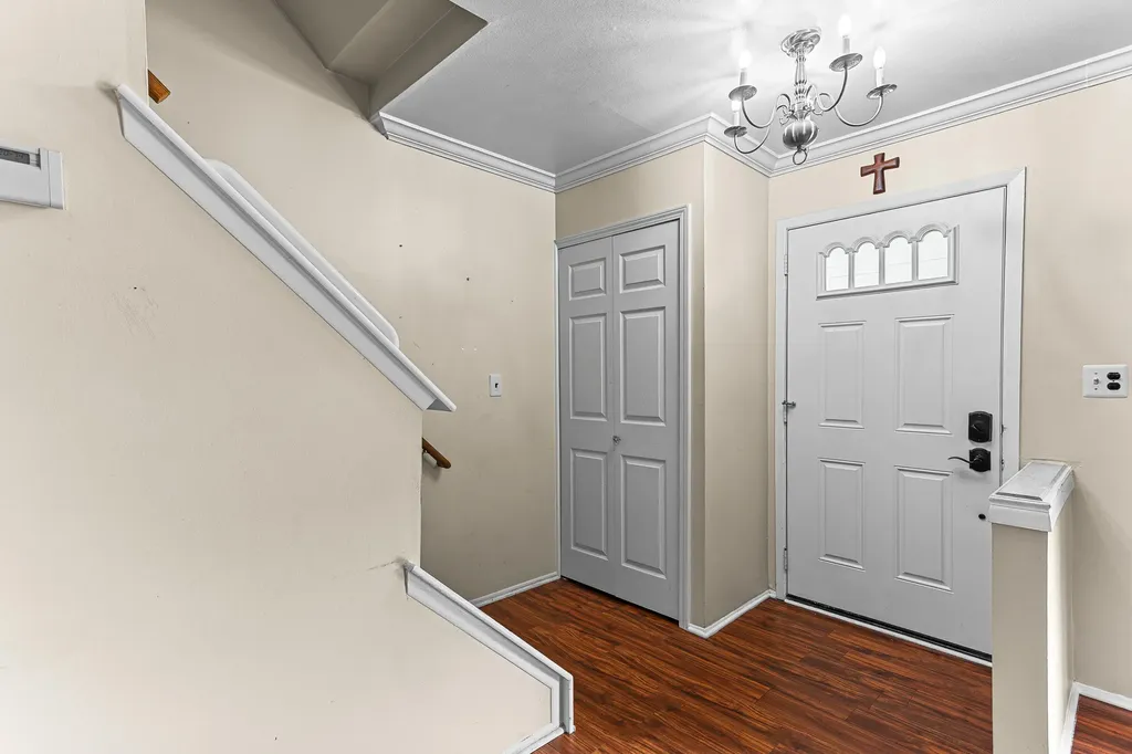 39805 Coronation Road Canton Charter Township MI 48188